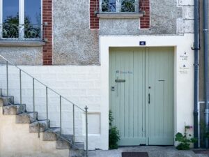 Porche à l'entrée du 41 Quai de Seine